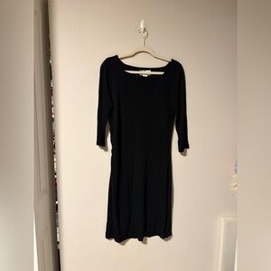 Bloomingdale's Black Jersey Knit 3/4 Sleeve Scoop Neck Dress 10